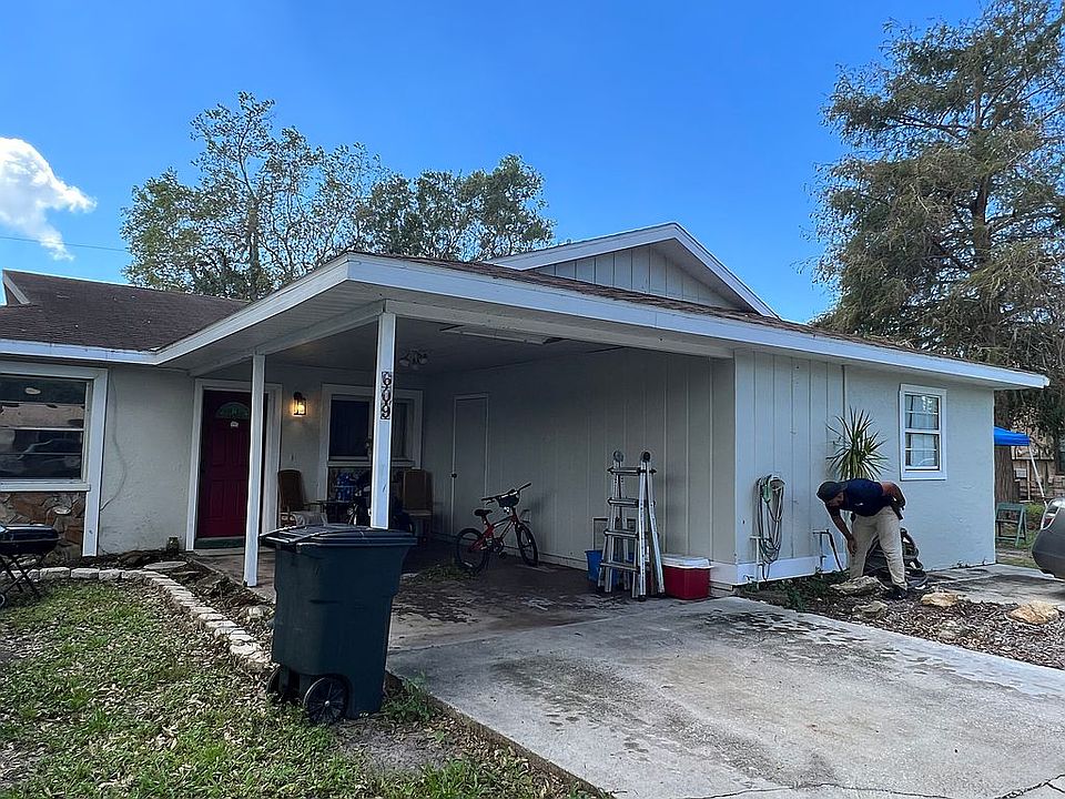 2nd image of 609 45th St E