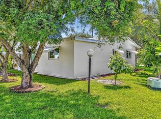 2585 NW 2nd Dr, Pompano Beach, FL 33064