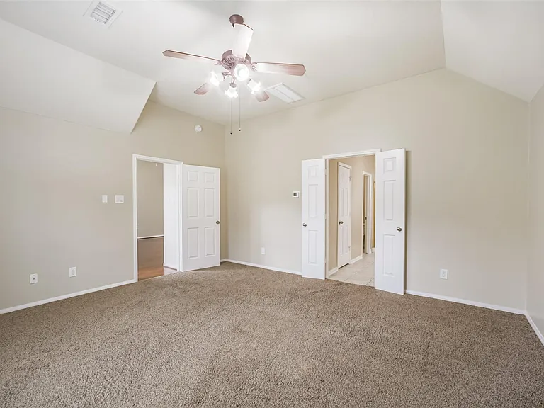 15810 Cypress Hall Dr — Photo 25