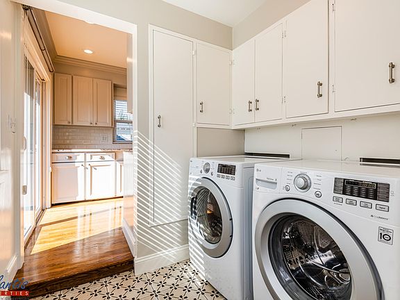 5th image of 249 W Main St APT A