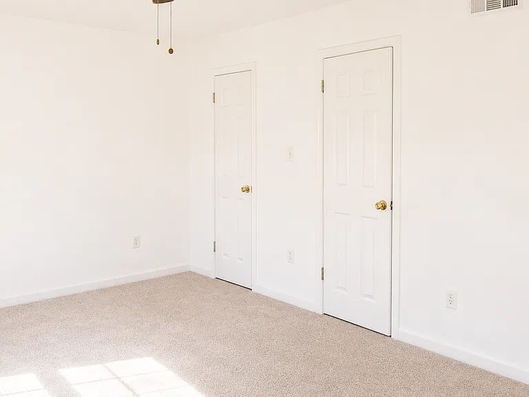 30 Windy Point Dr — Photo 14
