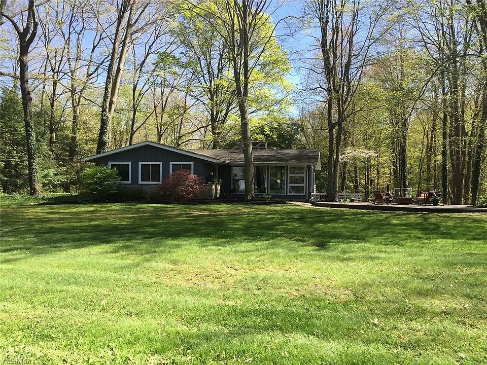 1st image of 25 Mitchell Ln