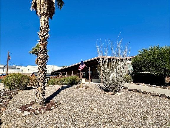 3rd image of 2281 Merrill Avenue