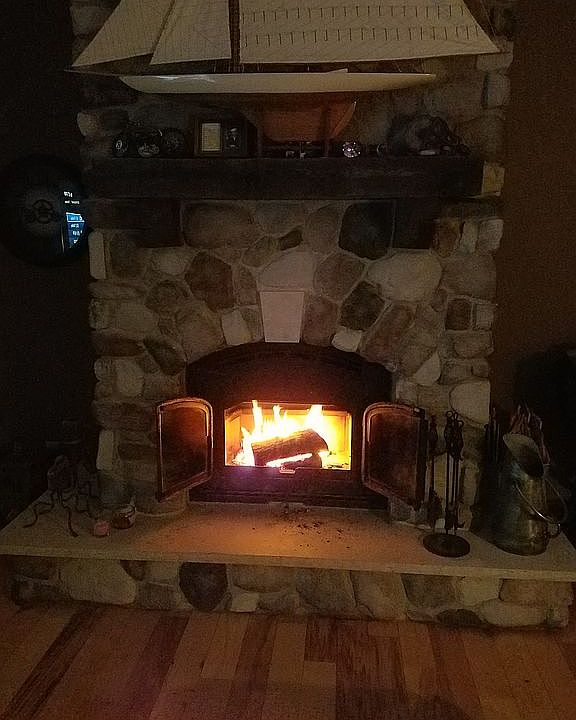 2nd image of 3115 Shore Dr