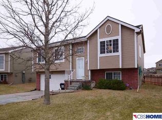 17019 Yort Ave, Omaha, NE 68116