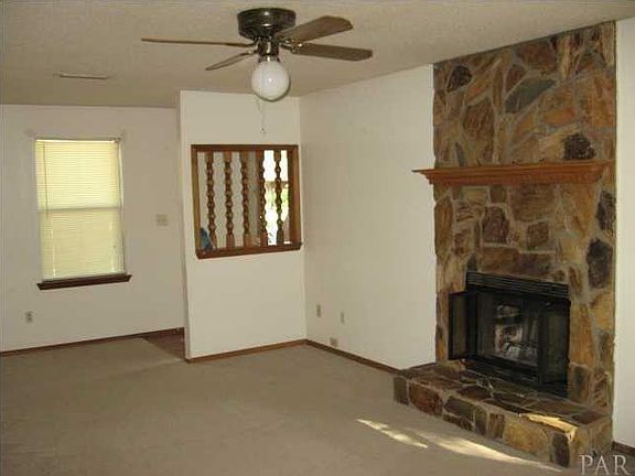 3rd image of 7814 Deborah Dr