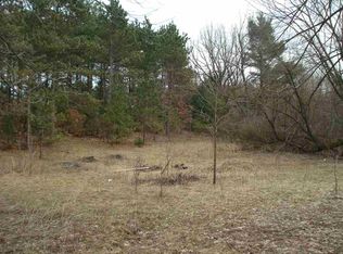 10284 Peacock Dr, Almond, WI 54909