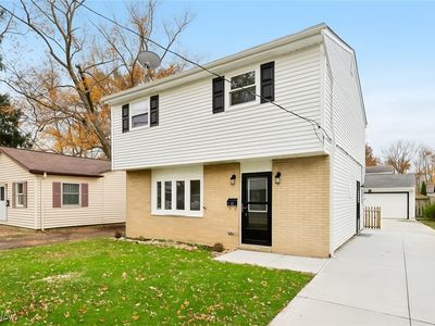 126 Plymouth Dr, Eastlake, OH, 44095