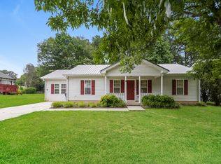 350 Mary Alice Dr, Winder, GA 30680