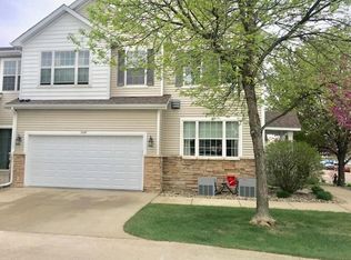 3337 W Ralph Rogers Rd, Sioux Falls, SD 57108