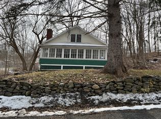 32 Factory Hill Rd, Hoosick Falls, NY 12090