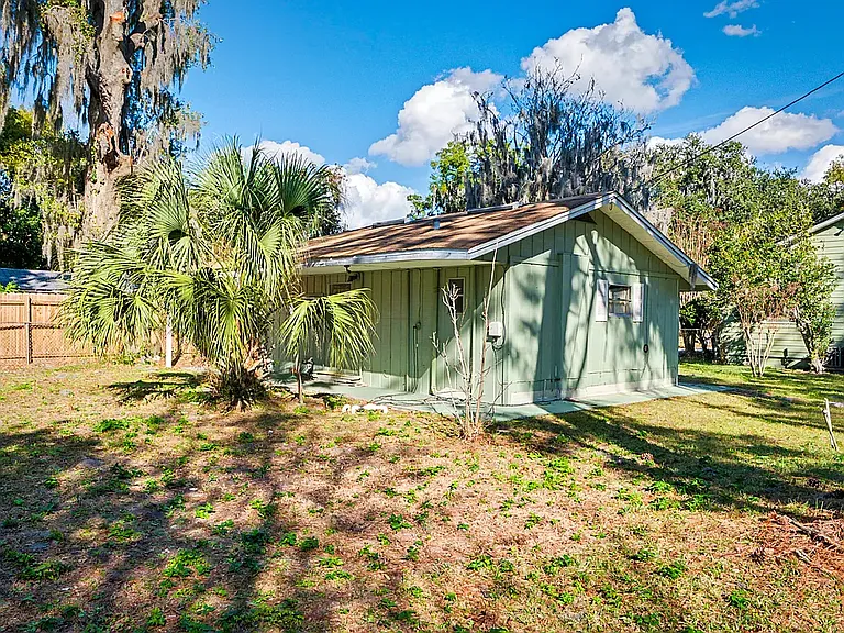 2652 Merwyn Rd — Photo 8