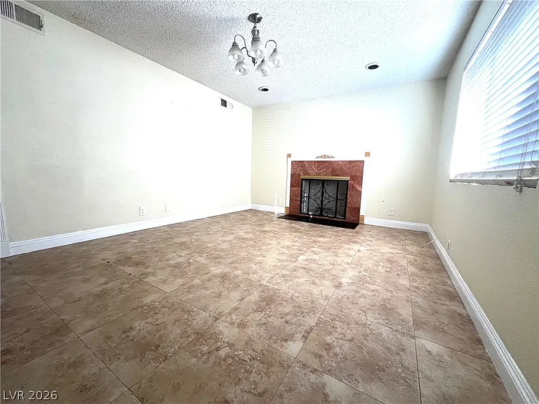 7054 Fenway Ave — Photo 3