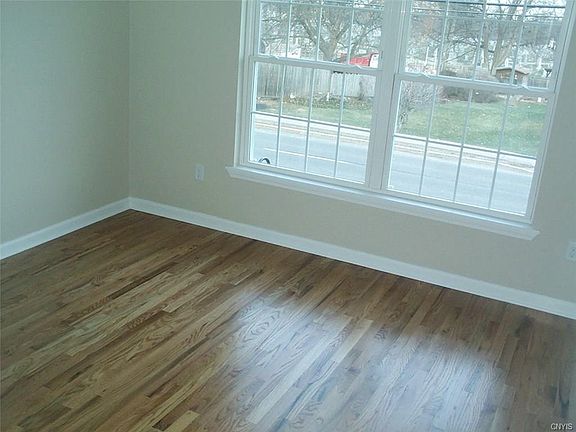 5th image of 2438 Court St