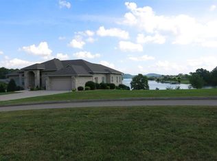 406 Baye Rd, Rutledge, TN 37861