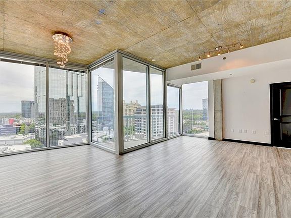 3rd image of 3324 Peachtree Rd NE Unit 1419