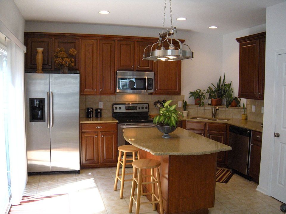 Chefs Kitchen w/ Zodiac Counter