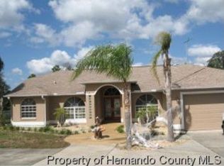 10397 Canyon Pond Ct, Weeki Wachee, FL 34613