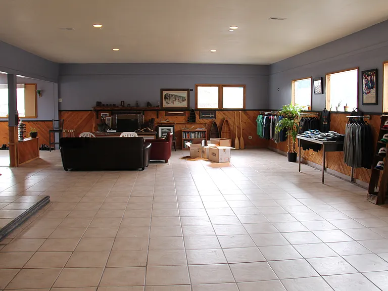 409 E Park Ave — Photo 2