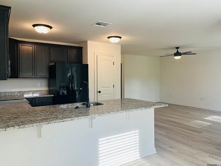10922 S Lakeside Dr — Photo 6