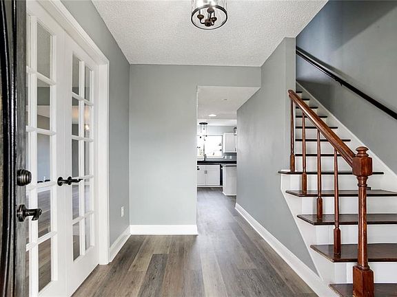 3rd image of 1813 Bradford Pl