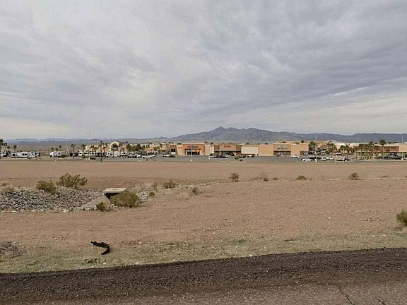 2nd image of 5621 Highway 95 N