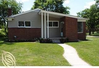 1st image of 8951 Oak Park Blvd