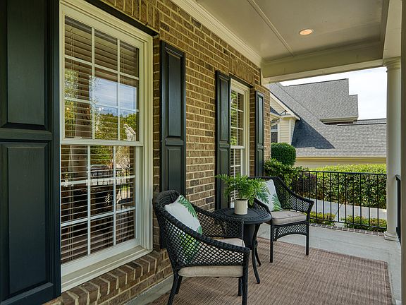 4th image of 111 Witheridge Ct