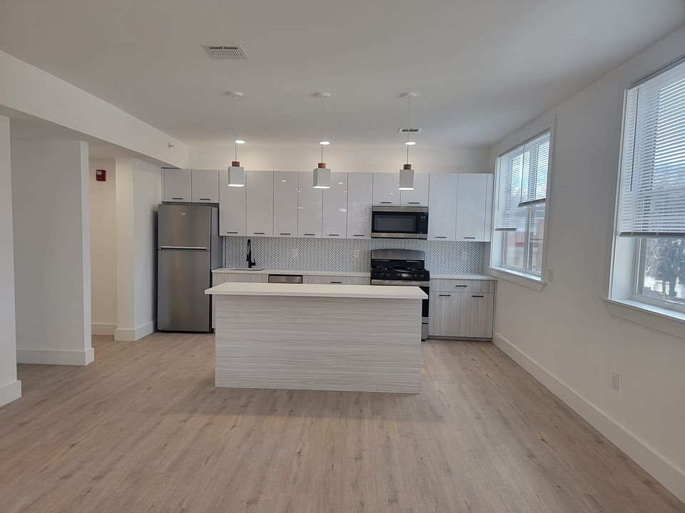1st image of 205 Mount Vernon Ave #24E