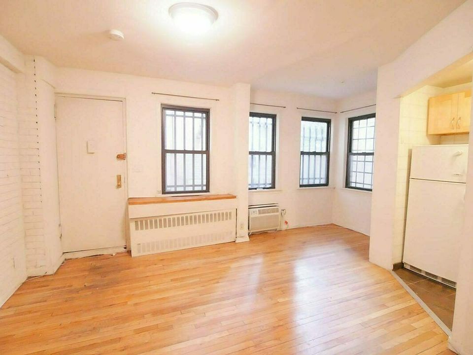 1st image of 74 Irving Pl APT B