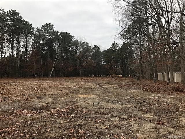 2nd image of 213 Forge Rd