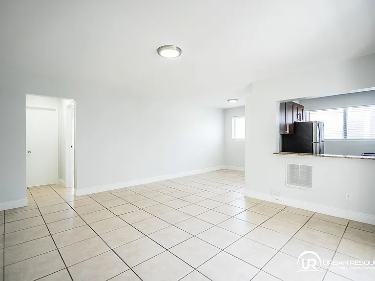 7931 East Dr #201 — Photo 11