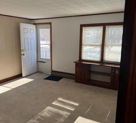 3rd image of 177 Rose Bowl Rd