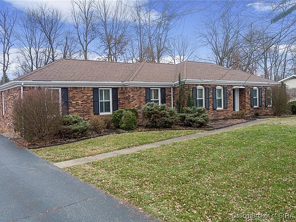 4th image of 740 S Forrest Drive