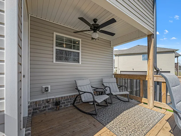 1108 Barnhill Rd — Photo 32