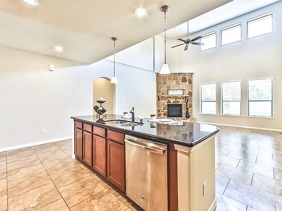 2nd image of 21115 Barton Hollow Ln