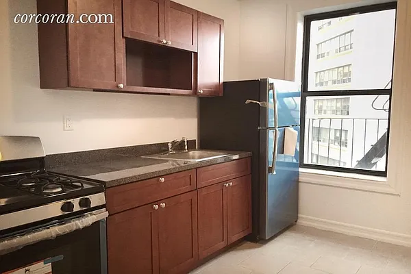 Rented by Corcoran | media 14