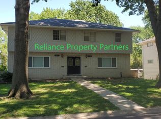 6503 Floyd St, Overland Park, KS 66202