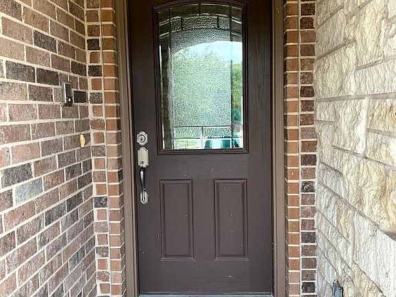 3rd image of 1001 Bethel Way