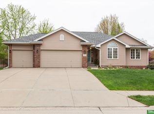 15223 Bauman Ave, Omaha, NE 68118