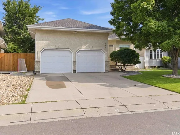 131 MENDEL CRESCENT, Saskatoon, SK S7J 5J7