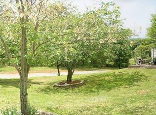 610 Forest Rd, Midway, TN 37809