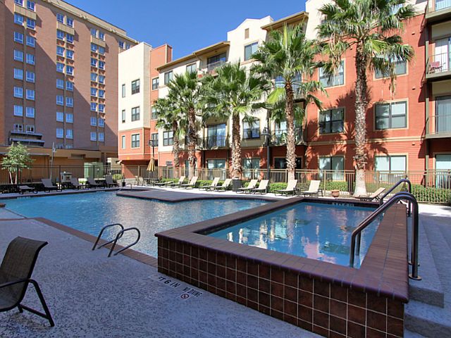 1st image of 1 Hermann Park Ct APT 0330