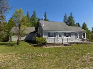 12589 W Beach Rd, Naubinway, MI 49762