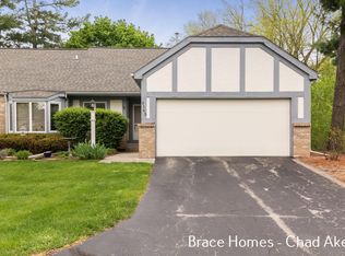3165 Maple Villa Dr SE #4, Grand Rapids, MI 49508