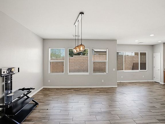 5th image of 8266 Arden Landing Pl