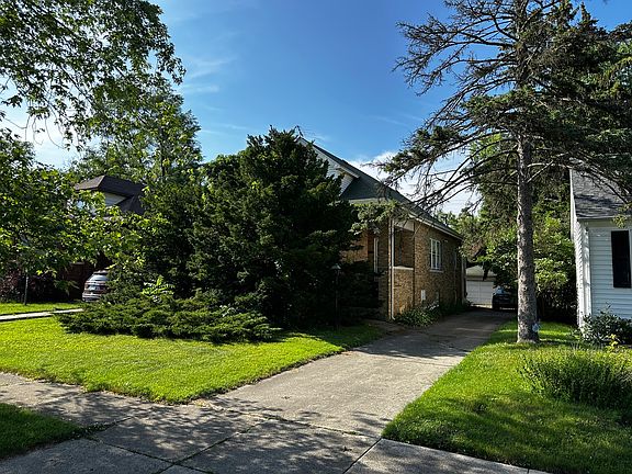 5th image of 718 W Atlantic Ave