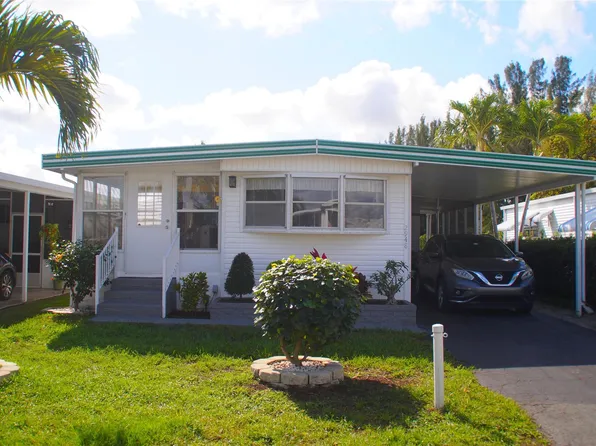 2948 W Marina Drive, Fort Lauderdale, FL 33312