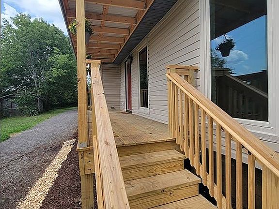 2nd image of 1206 Dobbins Pike