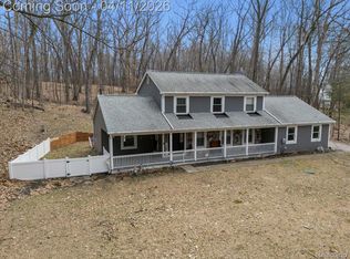 2477 Spruce Rdg, Howell, MI 48855